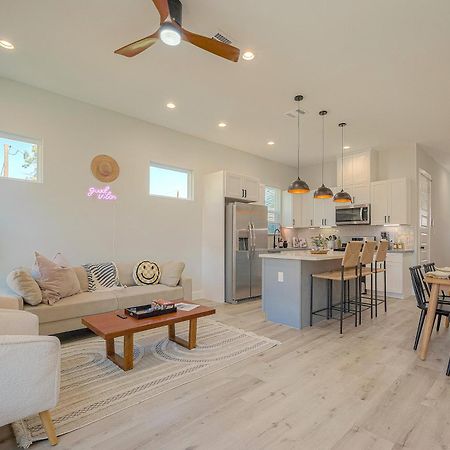 Modern Home Near Downtown With Fast Wifi, Bbq, Games & Ev Equipped! 휴스턴 외부 사진